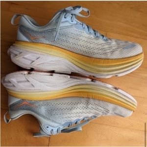 HOKA BONDI 8